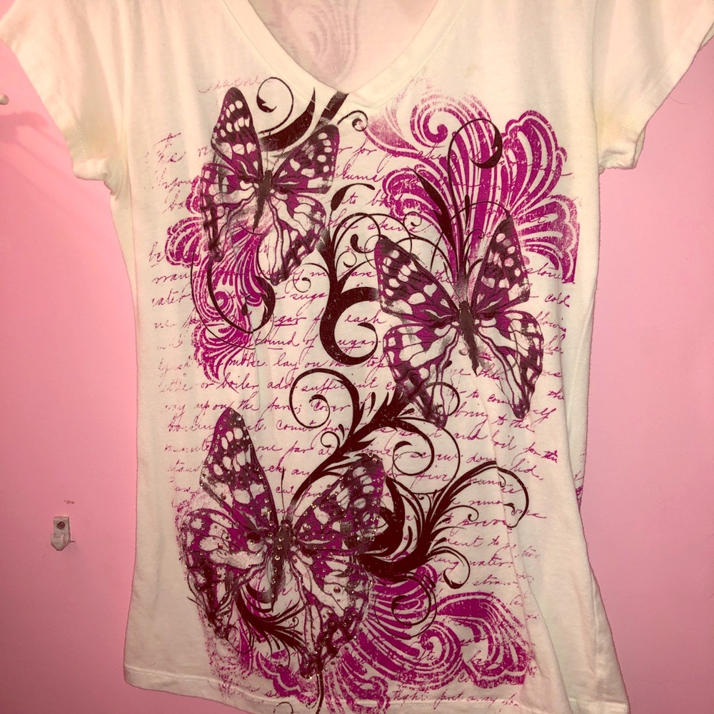 Butterfly V neck Tee Shirt